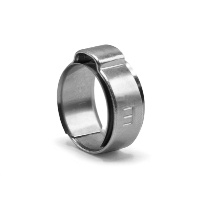 mikalor_collier_serrage_une_oireille_bague_integree_w1
